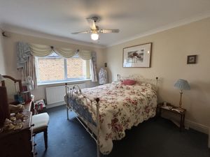 Photo 9- click for photo gallery